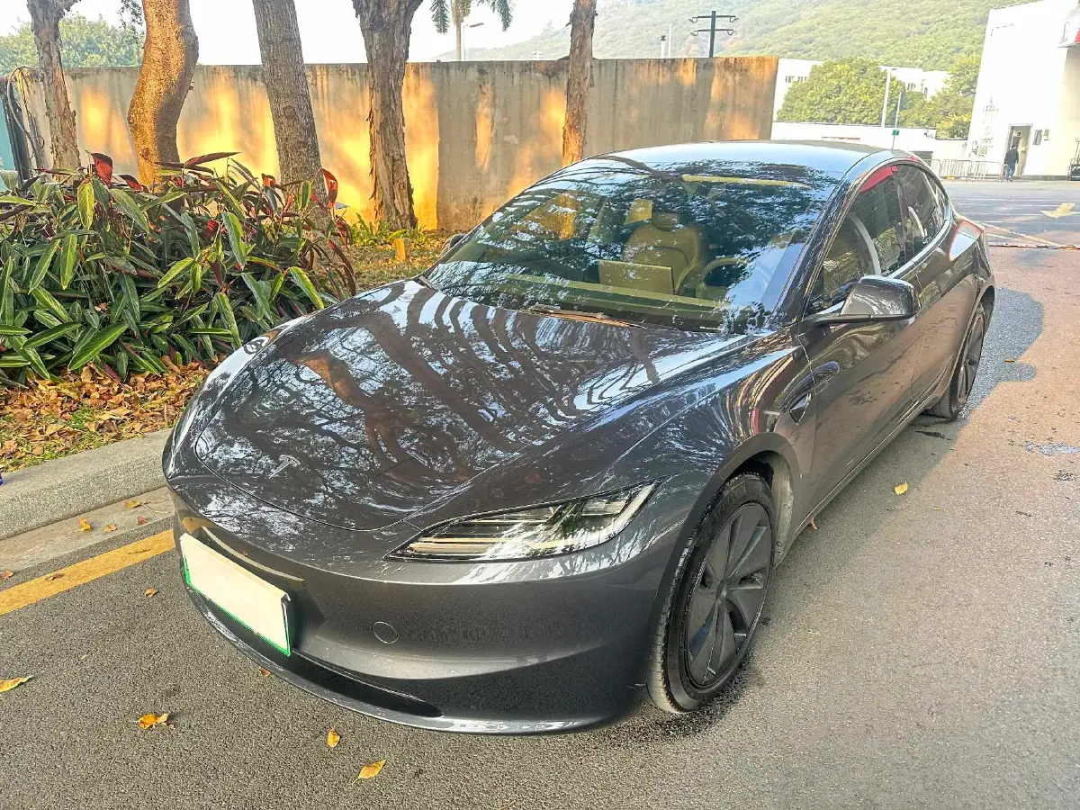 2023 HYPTEC GT BEV 80KWH