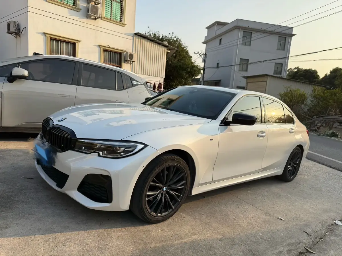 2021 BMW 3 Series 2.0T 184HP L4 8AT