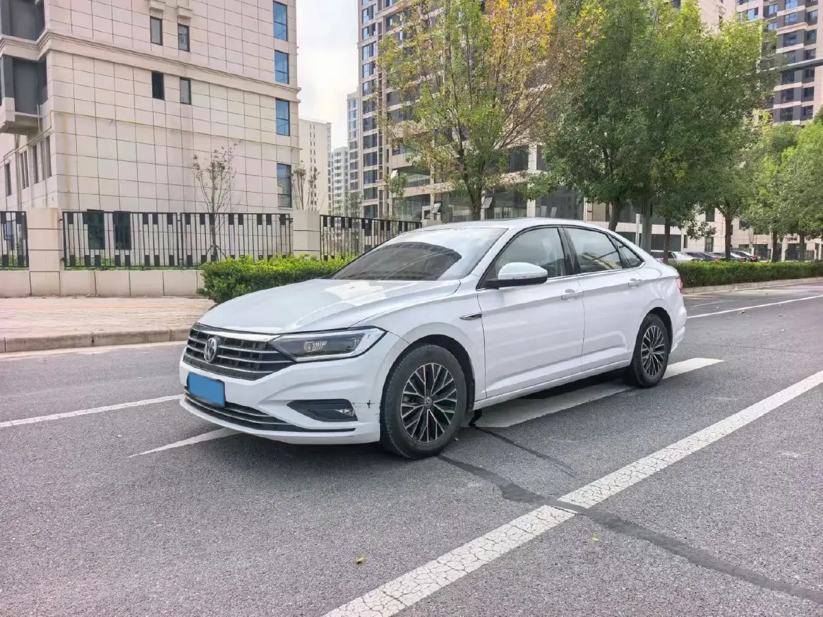 2020 Volkswagen Sagitar 1.4T 150HP L4 7DCT