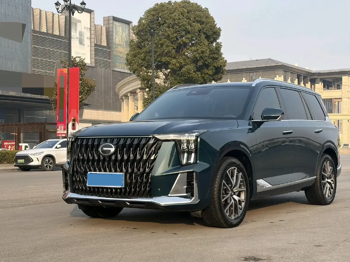 2022 GAC Trumpchi GS8 2.0T 190HP L4 E-CVT Hybrid