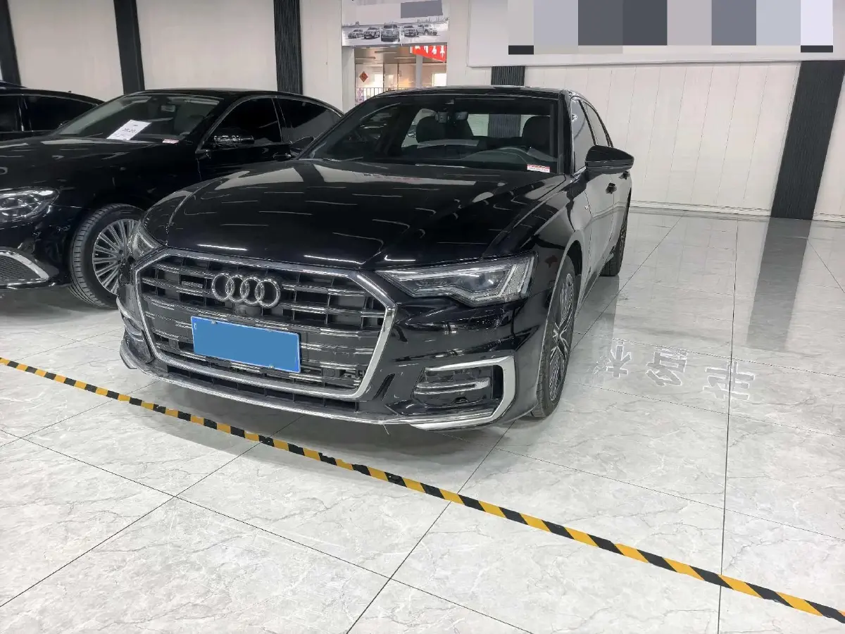 2024 Audi A6L 2.0T 245HP L4 7DCT