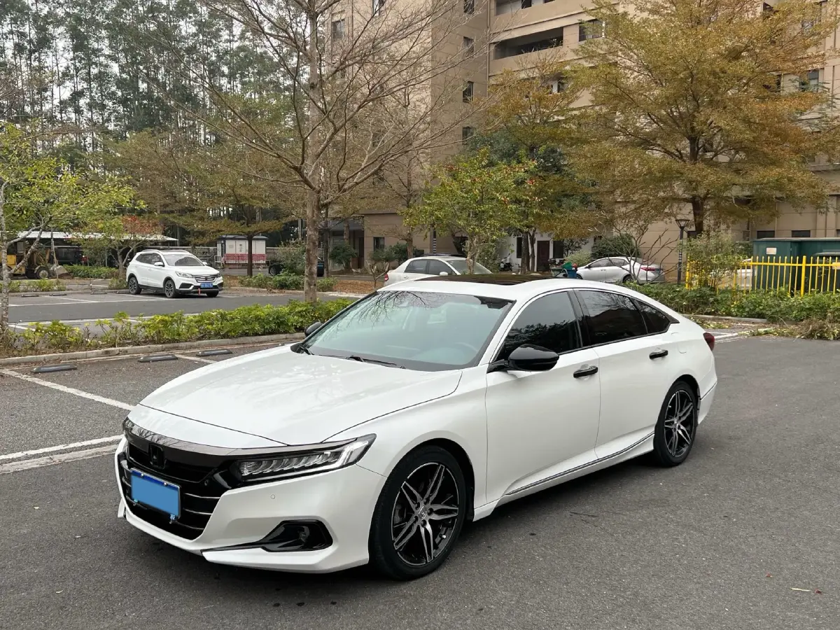 2022 Honda Accord 1.5T 194HP L4 CVT
