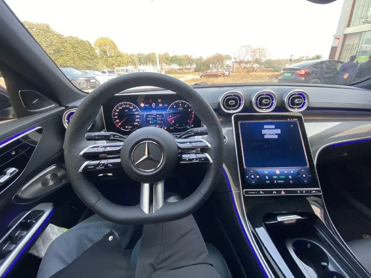 2026 Mercedes-Benz C Class 2.0T 204HP L4 9AT,autocango,china used car exporter,china ev exporter,chinese used car exporter,chinese used ev exporter