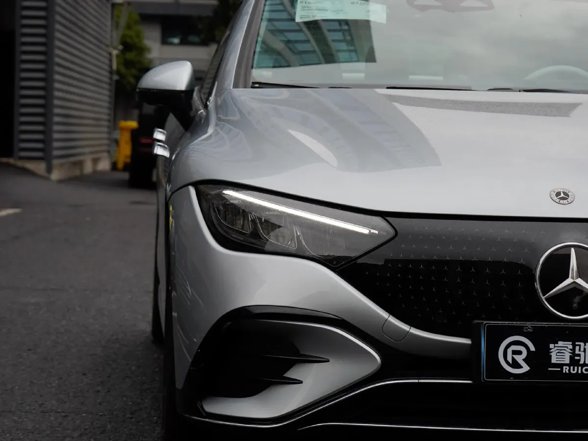 2025 Mercedes-Benz EQE Class BEV 96.1KWH,autocango,china used car exporter,china ev exporter,chinese used car exporter,chinese used ev exporter