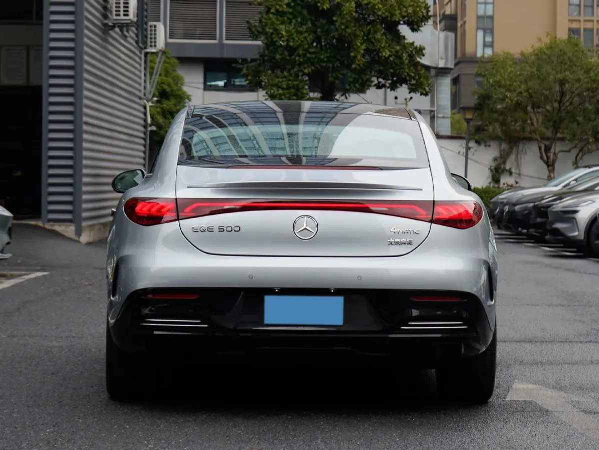 2025 Mercedes-Benz EQE Class BEV 96.1KWH,autocango,china used car exporter,china ev exporter,chinese used car exporter,chinese used ev exporter