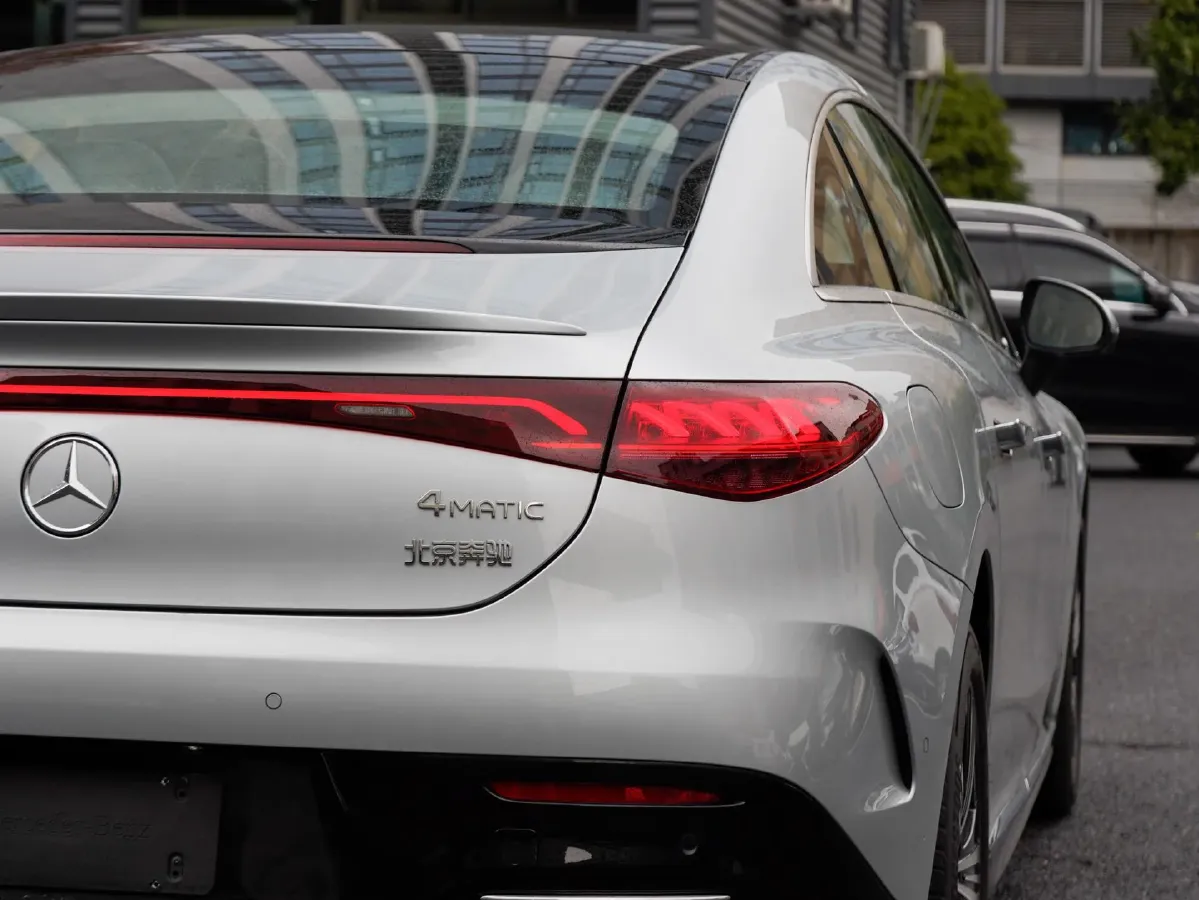 2025 Mercedes-Benz EQE Class BEV 96.1KWH,autocango,china used car exporter,china ev exporter,chinese used car exporter,chinese used ev exporter