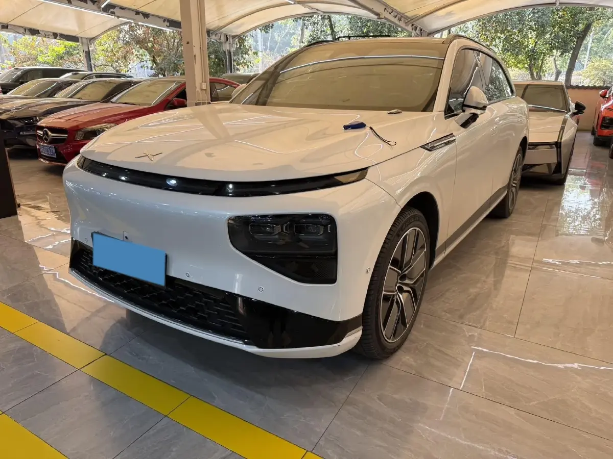 2022 Xpeng G9 BEV 78.2KWH