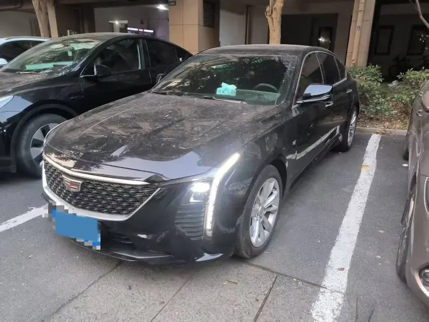 2024 Cadillac CT5 2.0T 237HP L4 10AT