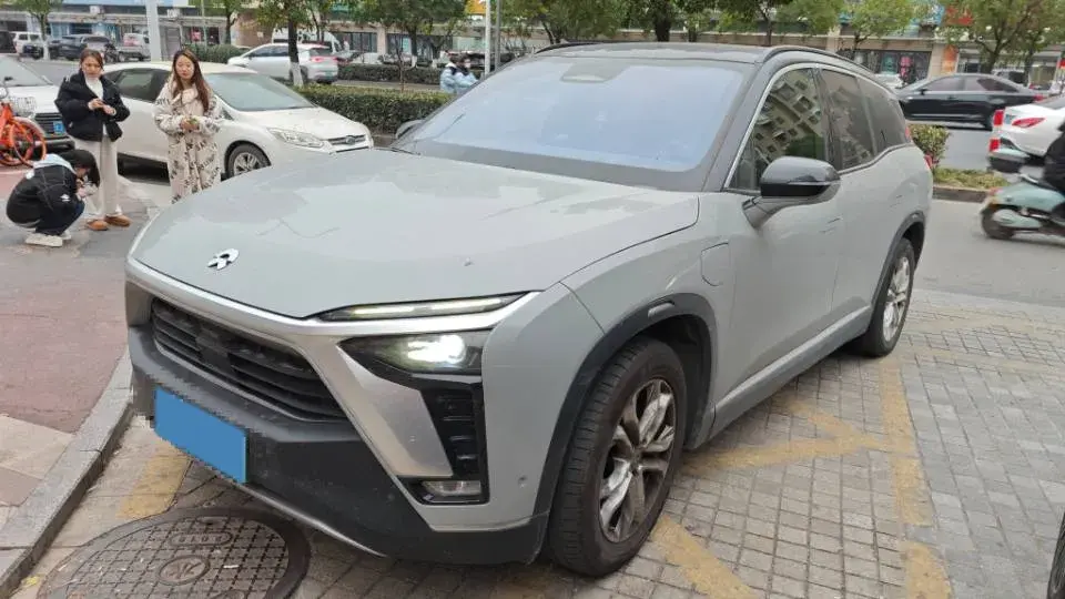 2022 NIO ES8 BEV 100KWH