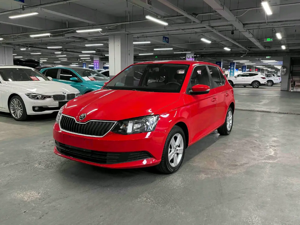 2017 Skoda Fabia 1.4L 90HP L4 6AT
