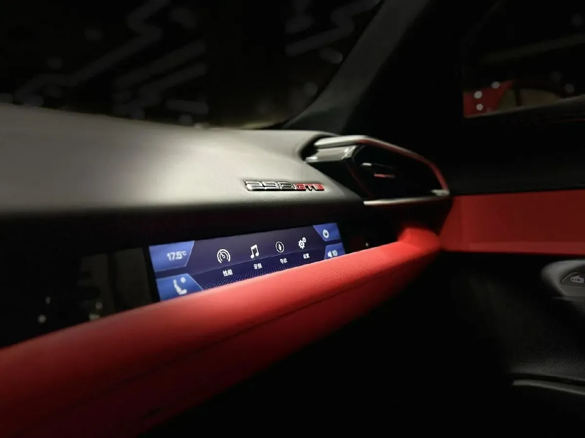 2021 Ferrari 296 3.0T 663HP V6 8DCT PHEV 7.45KWH,autocango,china used car exporter,china ev exporter,chinese used car exporter,chinese used ev exporter