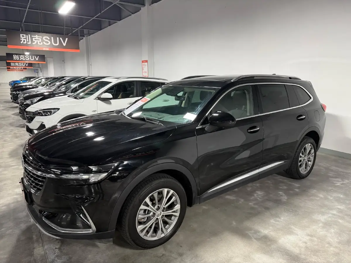 2022 Buick EnvisionPlus 2.0T 237HP L4 9AT