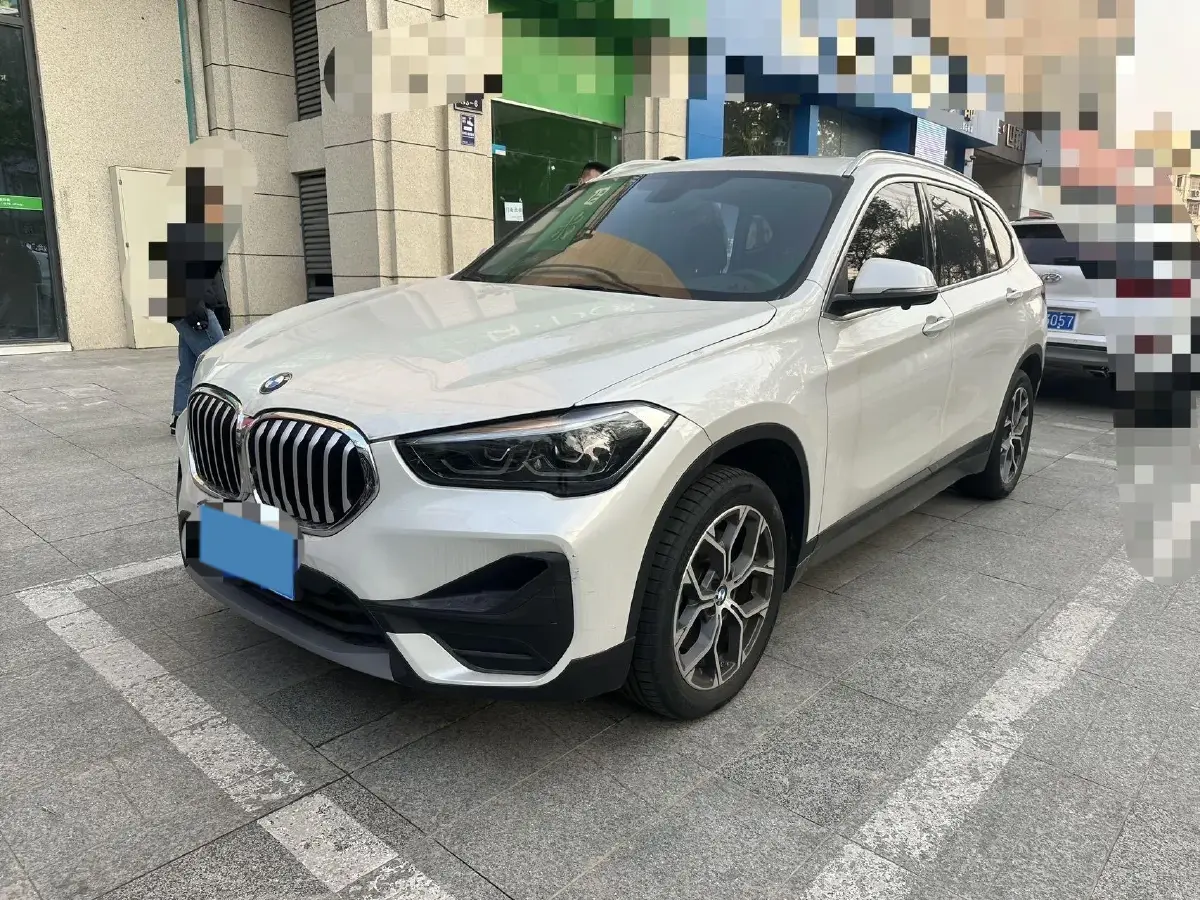 2021 BMW X1 2.0T 192HP L4 7DCT