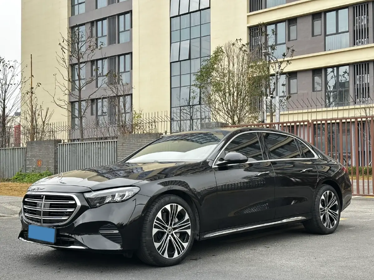 2025 Mercedes-Benz E Class 2.0T 258HP L4 9AT