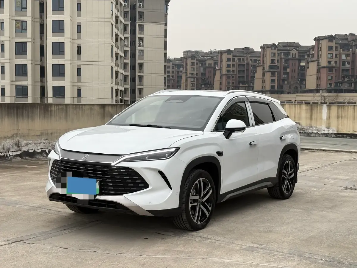 2025 BYD SongL DM-i 1.5L 101HP L4 E-CVT PHEV 18.3KWH