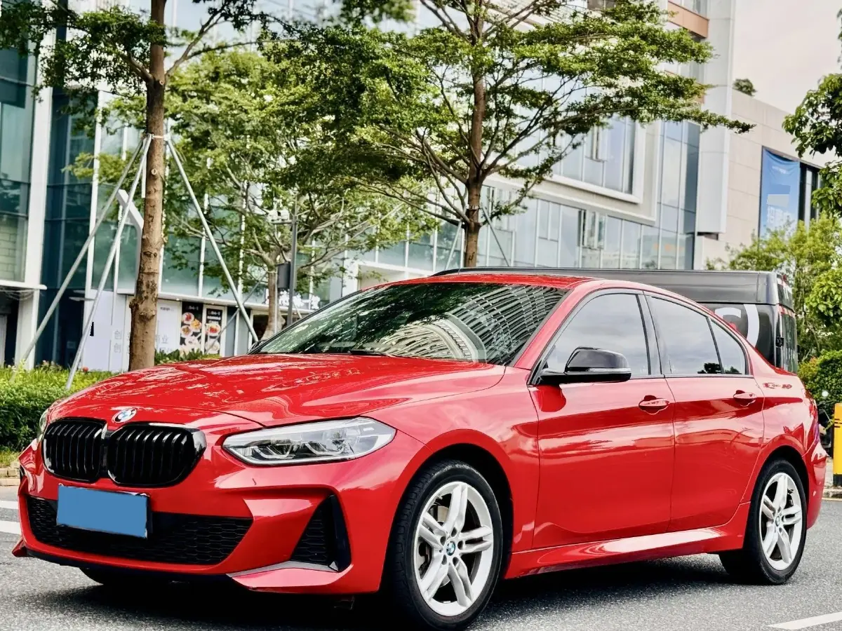 2021 BMW 1 Series 1.5T 140HP L3 7DCT