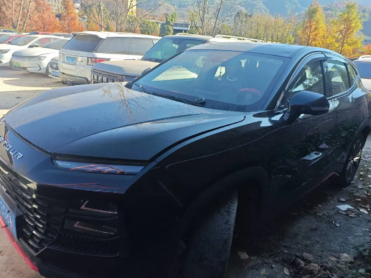 2024 Jetour DASHING 1.5T 156HP L4 6DCT