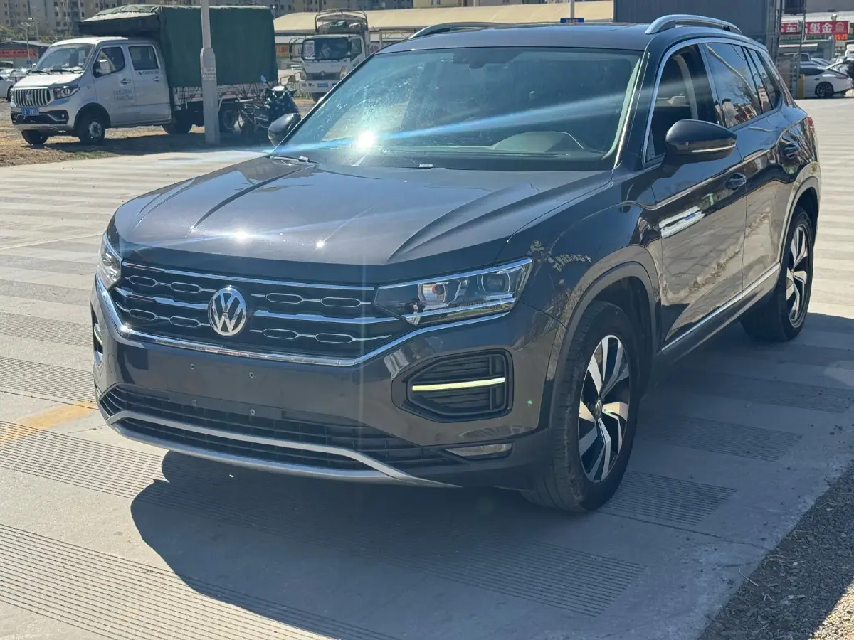 2019 Jeep Cherokee 2.0T 234HP L4 9AT
