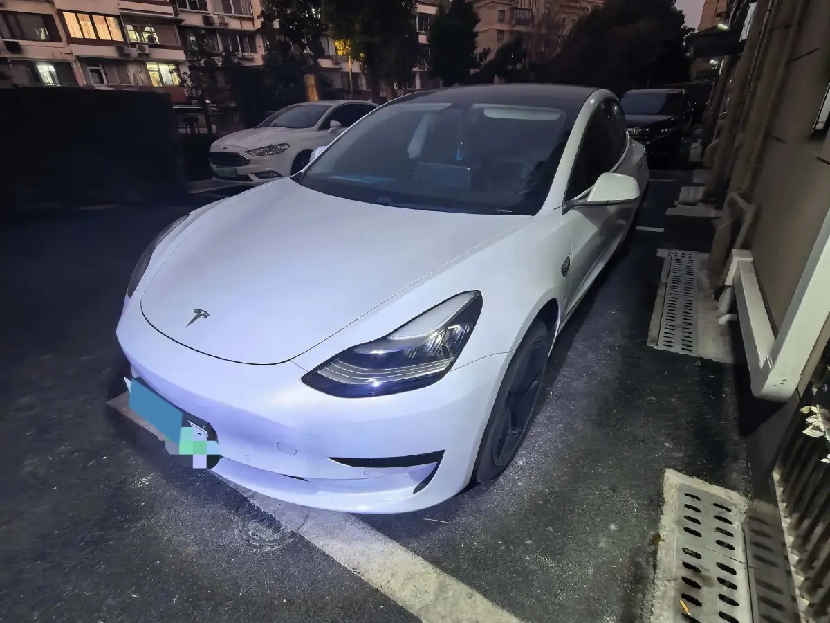 2020 Tesla Model 3 BEV 52KWH