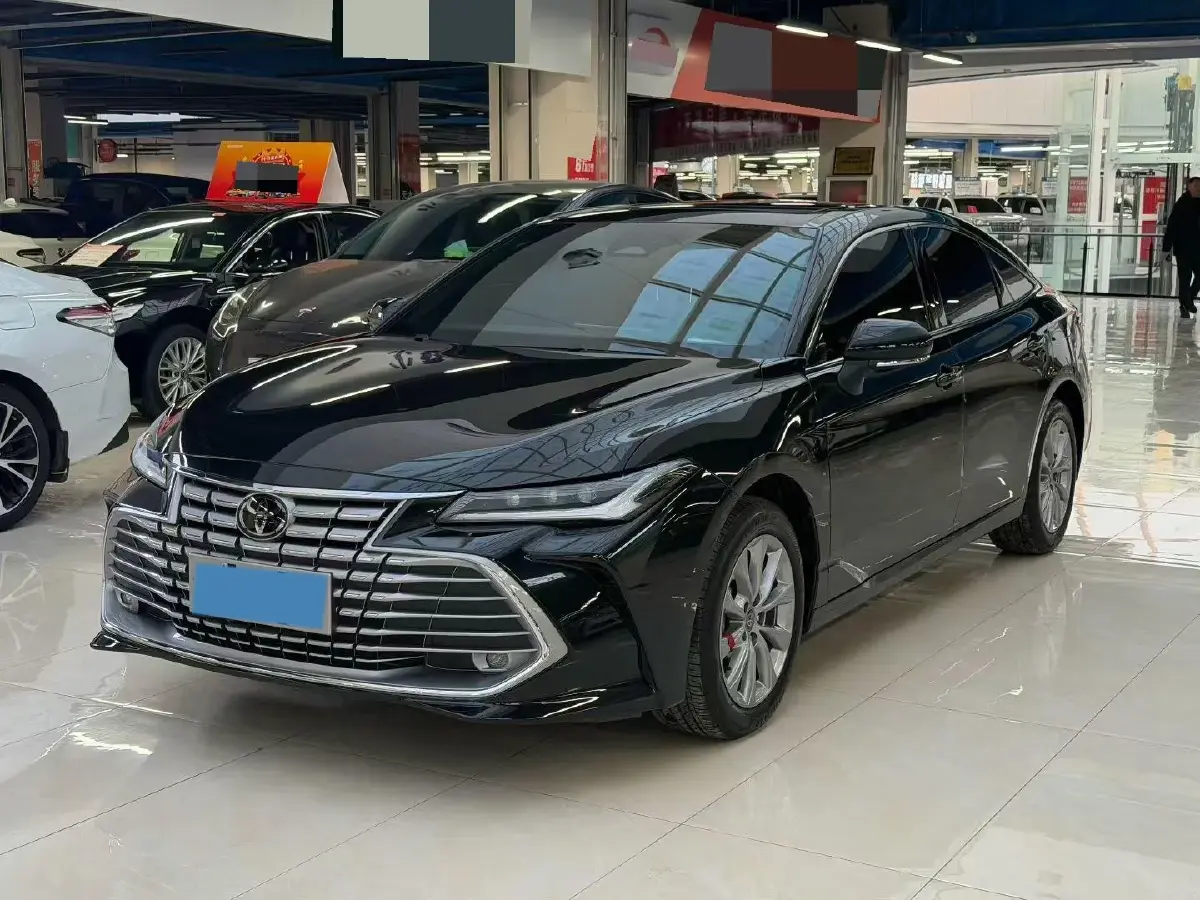 2024 Toyota Avalon 2.0L 173HP L4 CVT