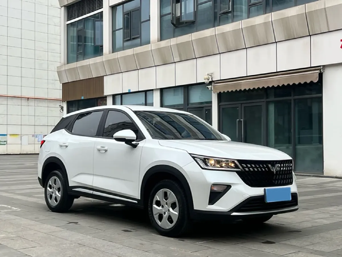 2022 WuLing XingChi 1.5L 99HP L4 6MT,autocango,china used car exporter,china ev exporter,chinese used car exporter,chinese used ev exporter