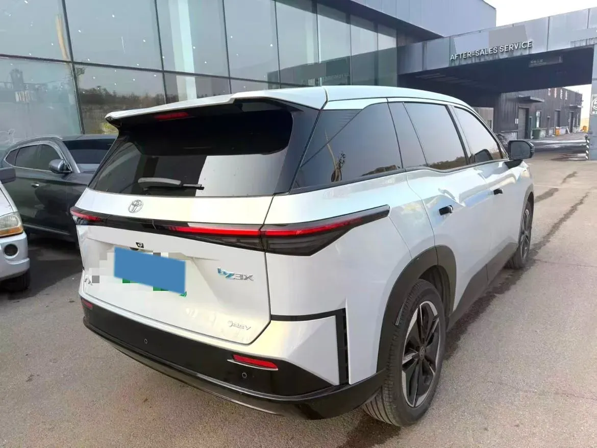 2025 Toyota BZ3X BEV 58.37KWH,autocango,china used car exporter,china ev exporter,chinese used car exporter,chinese used ev exporter