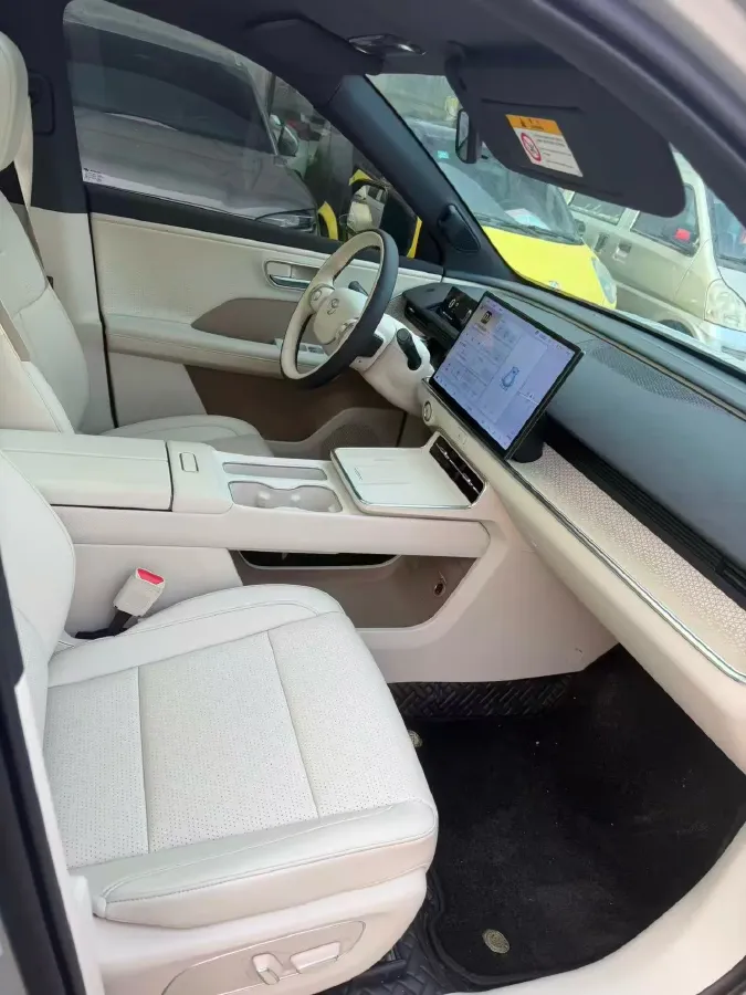 2025 Toyota BZ3X BEV 58.37KWH,autocango,china used car exporter,china ev exporter,chinese used car exporter,chinese used ev exporter