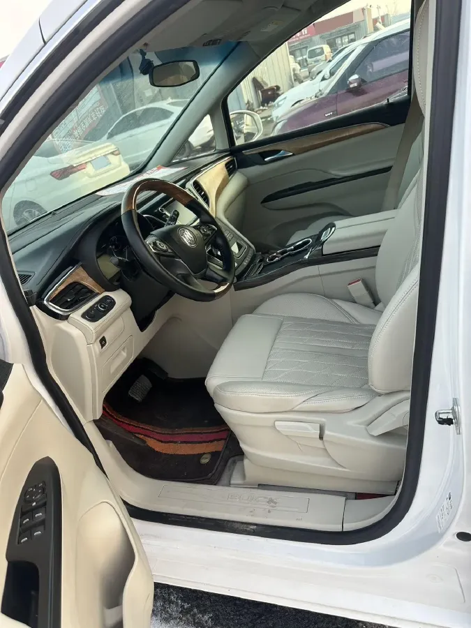 2018 Buick GL8 2.0T 260HP L4 6AT,autocango,china used car exporter,china ev exporter,chinese used car exporter,chinese used ev exporter