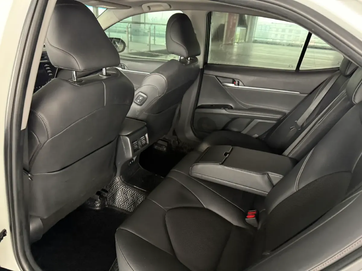 2018 Toyota Camry 2.5L 209HP L4 8AT,autocango,china used car exporter,china ev exporter,chinese used car exporter,chinese used ev exporter