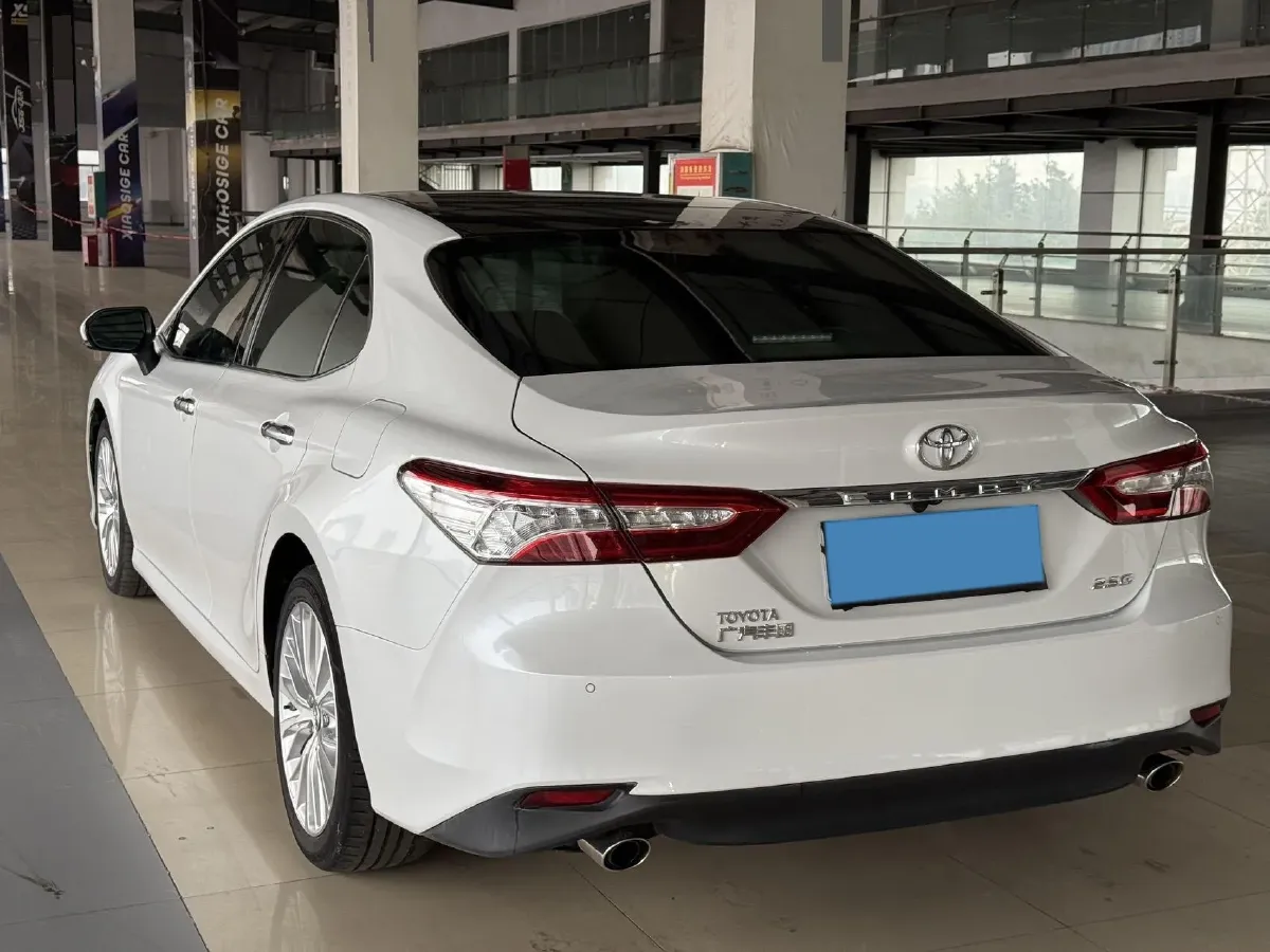 2018 Toyota Camry 2.5L 209HP L4 8AT,autocango,china used car exporter,china ev exporter,chinese used car exporter,chinese used ev exporter