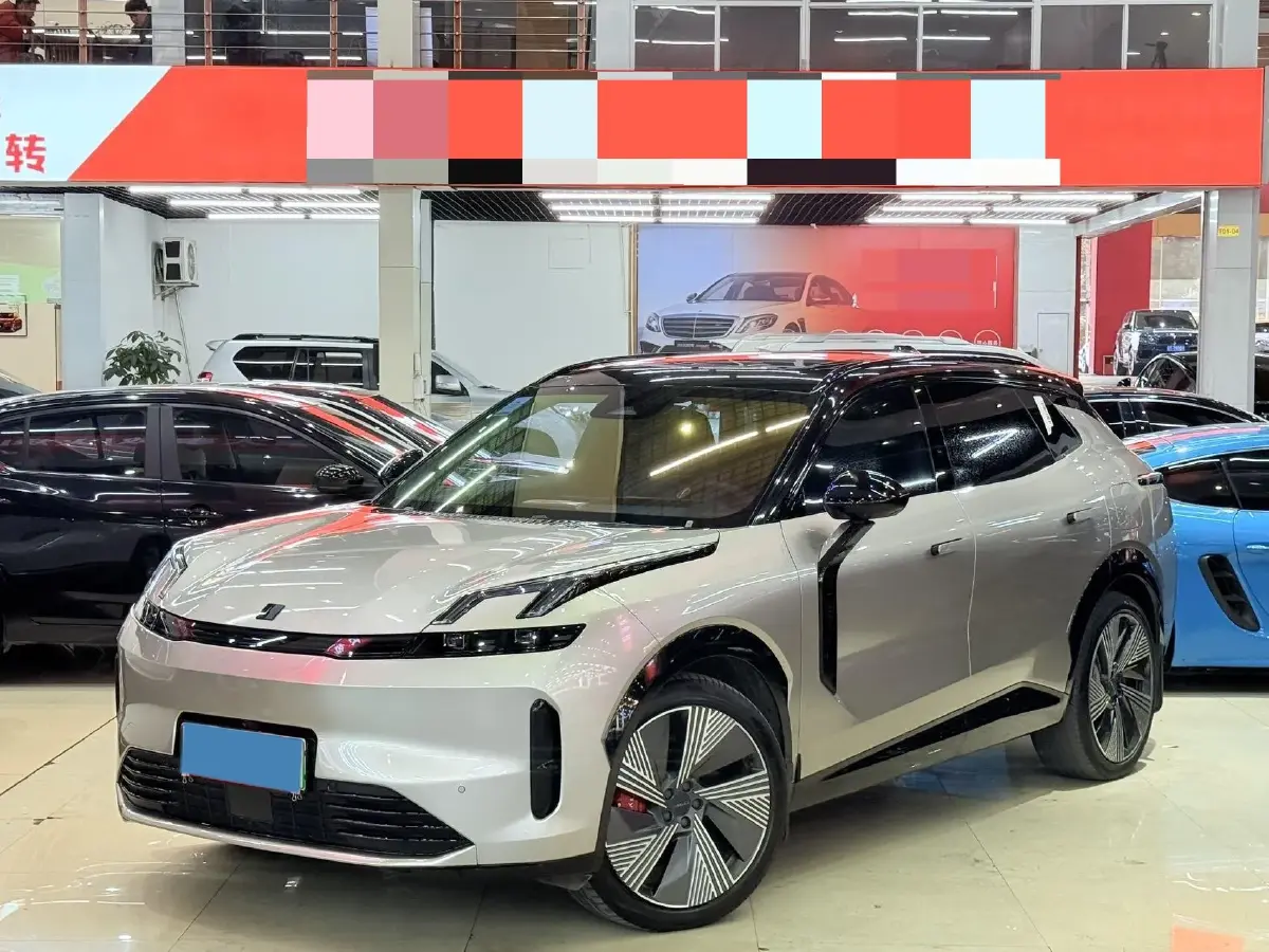 2023 LYNK&CO 08 EM-P 1.5T 163HP L4 3DHT PHEV 21.2KWH