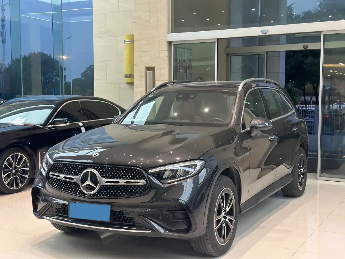 2025 Mercedes-Benz GLC Class 2.0T 204HP L4 9AT