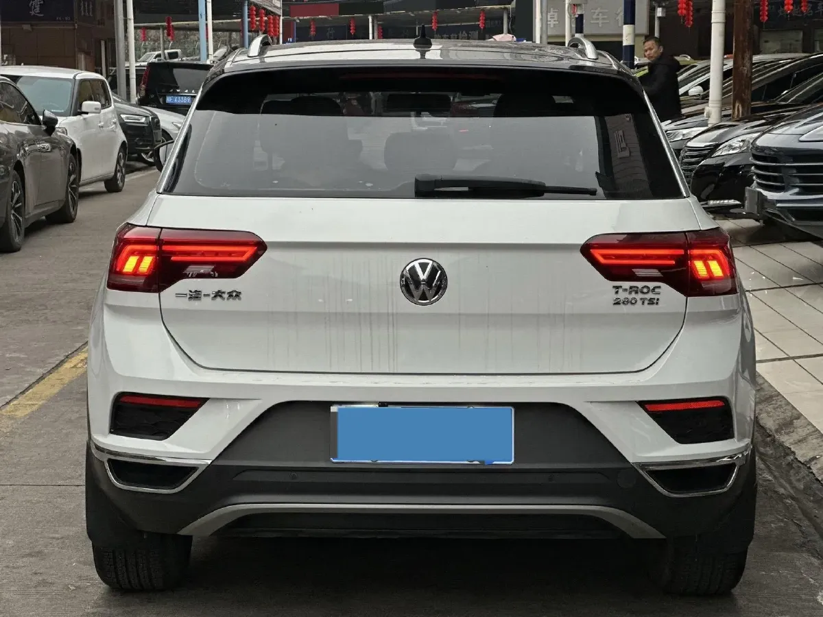 2018 Mitsubishi Eclipse Cross 1.5T 170HP L4 CVT,autocango,china used car exporter,china ev exporter,chinese used car exporter,chinese used ev exporter