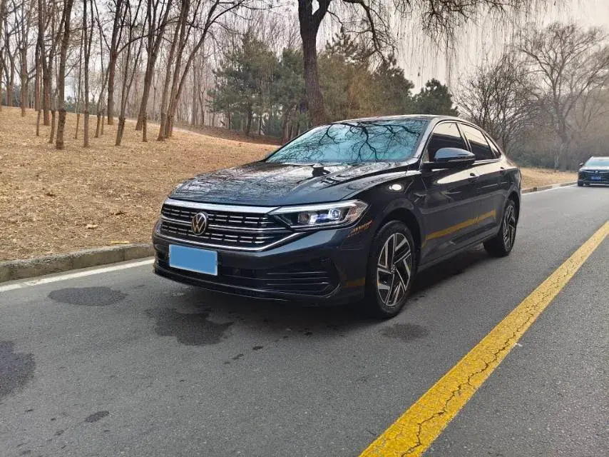 2024 Volkswagen Sagitar 1.5T 160HP L4 7DCT