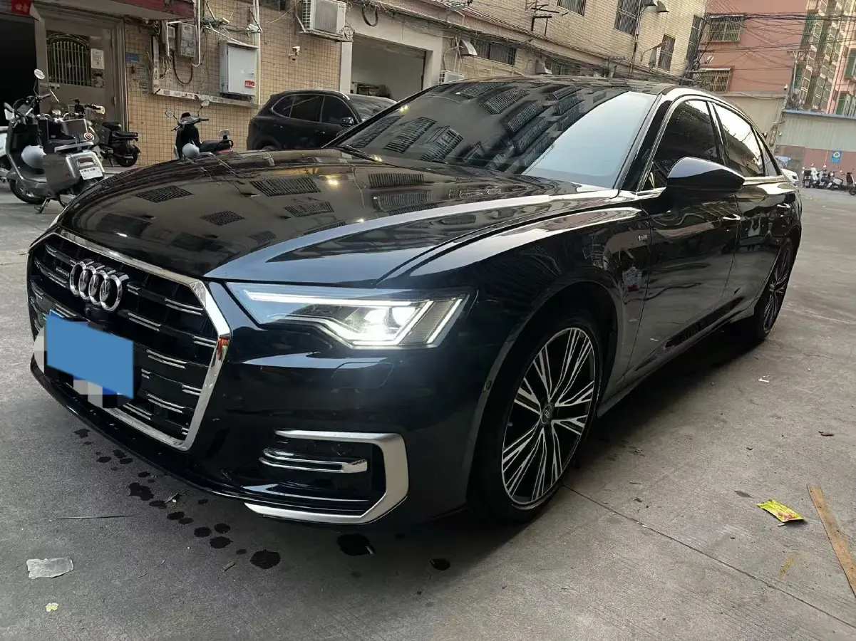 2024 Audi A6L 2.0T 245HP L4 7DCT