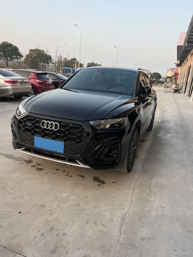 2023 Audi Q5L Sportback 2.0T 190HP L4 7DCT