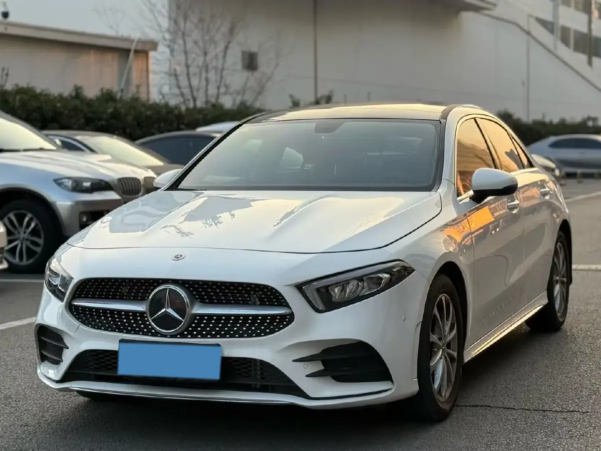 2021 Mercedes-Benz A Class 1.3T 163HP L4 7DCT