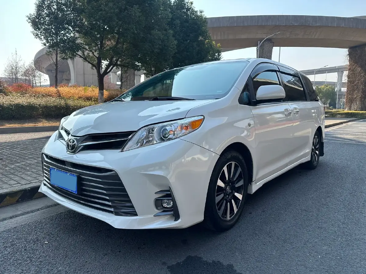 2019 Toyota Avalon 2.0L 178HP L4 CVT