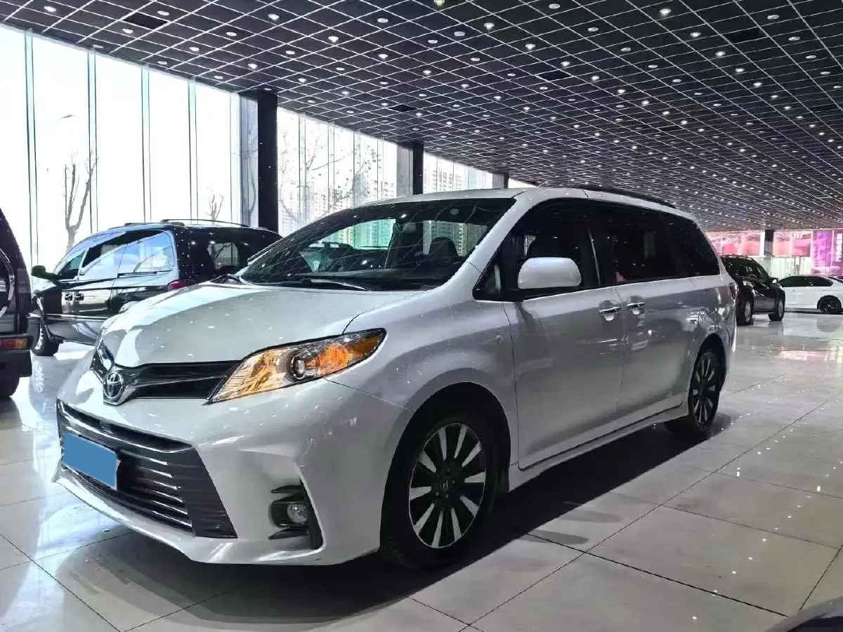 2019 Toyota Camry 2.0L 178HP L4 CVT