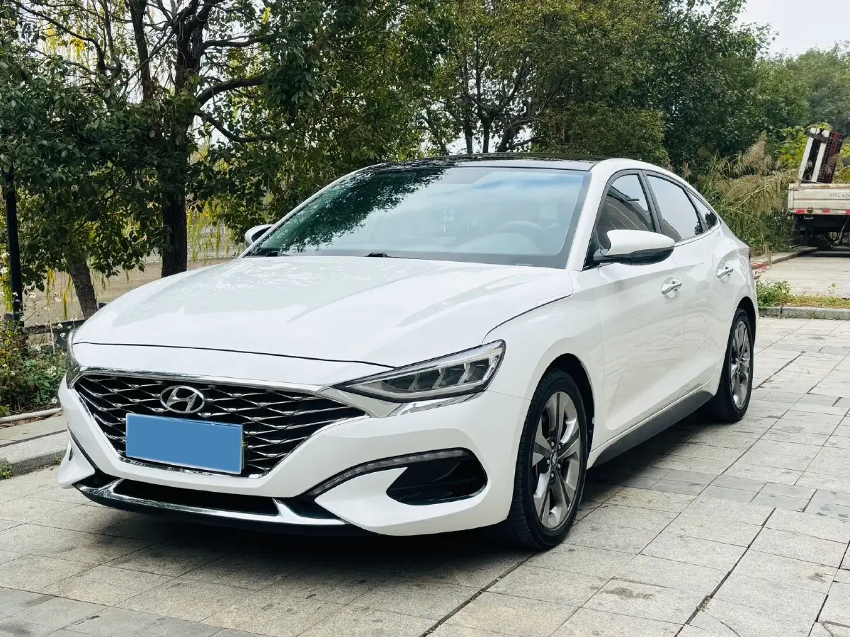 2019 Hyundai La Festa 1.6T 204HP L4 7DCT