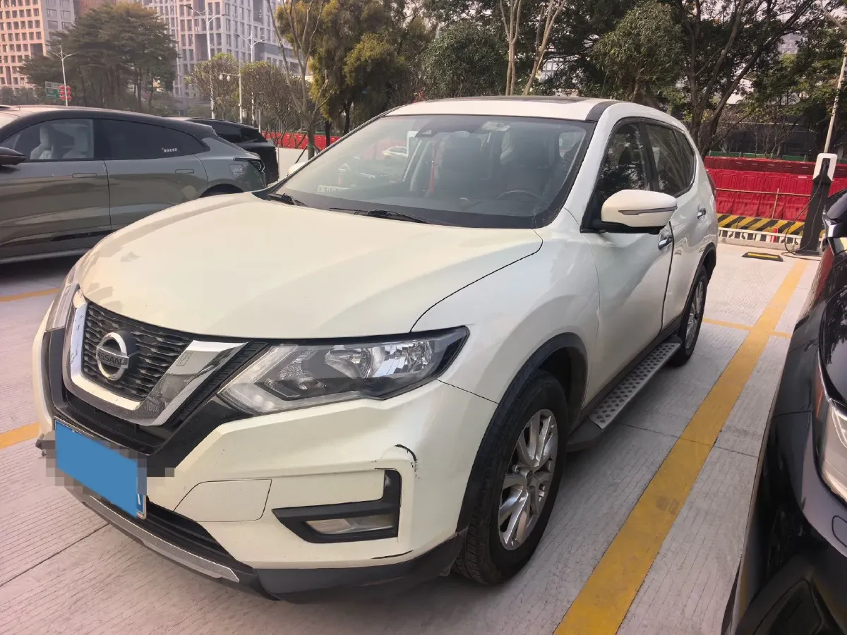2021 Nissan X-Trail 2.0L 151HP L4 CVT,autocango,china used car exporter,china ev exporter,chinese used car exporter,chinese used ev exporter
