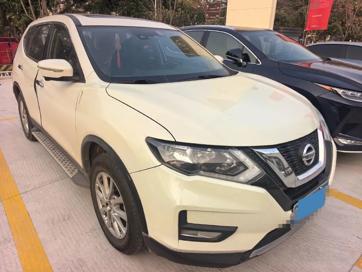 2021 Nissan X-Trail 2.0L 151HP L4 CVT,autocango,china used car exporter,china ev exporter,chinese used car exporter,chinese used ev exporter