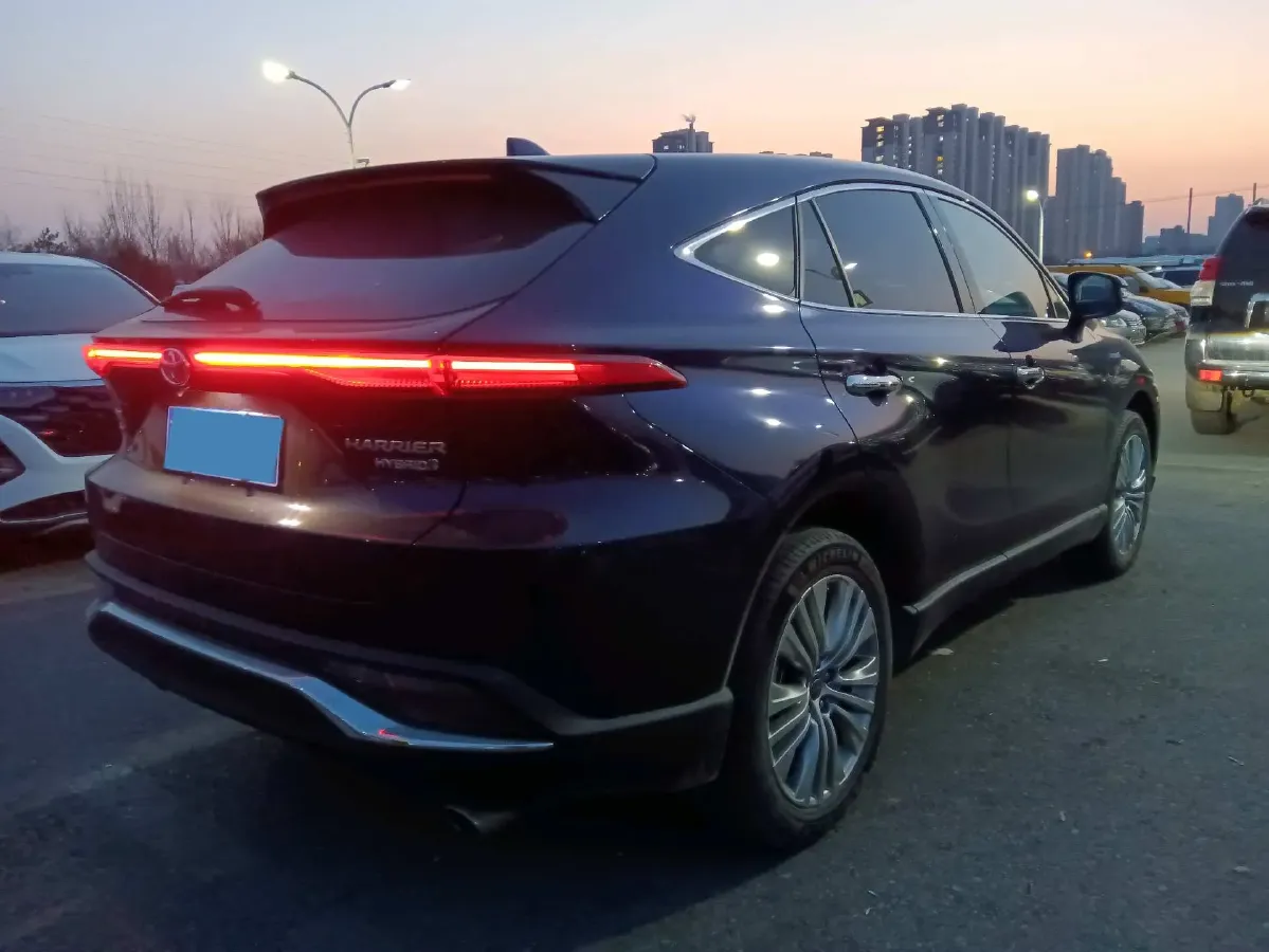 2022 Toyota Harrier 2.5L 178HP L4 E-CVT Hybrid,autocango,china used car exporter,china ev exporter,chinese used car exporter,chinese used ev exporter