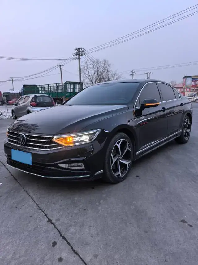 2023 Volkswagen Magotan 2.0T 186HP L4 7DCT