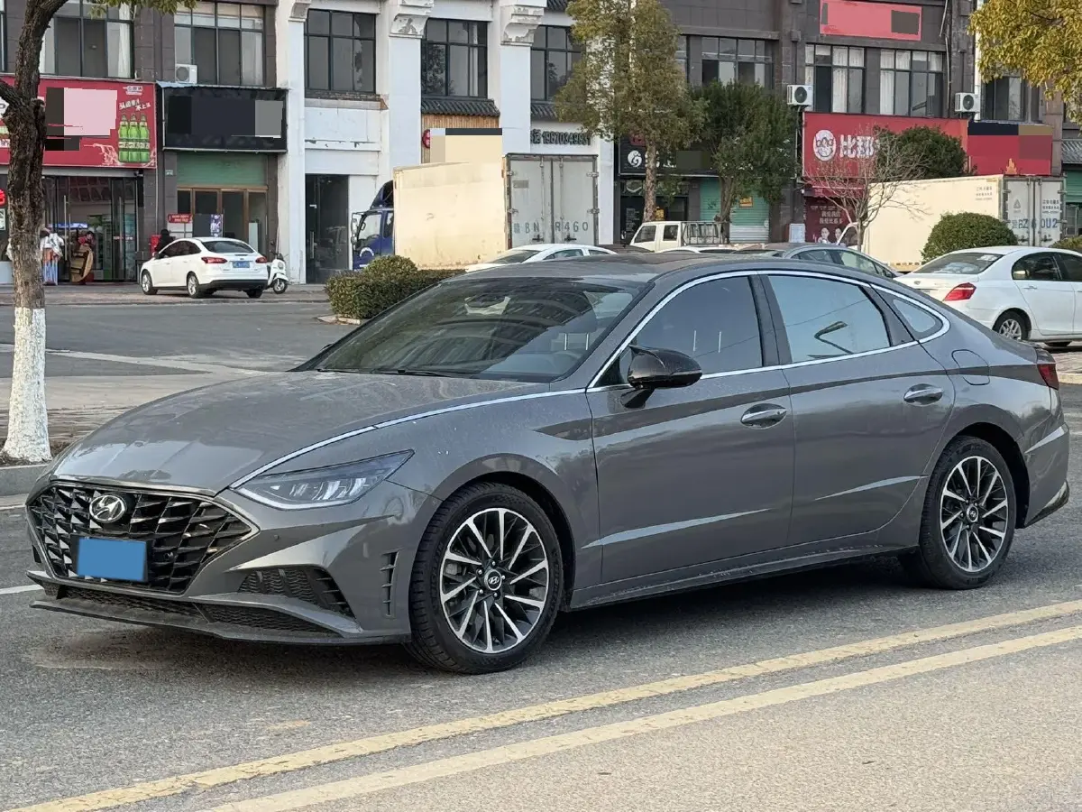 2020 Hyundai Sonata 2.0T 240HP L4 8AT