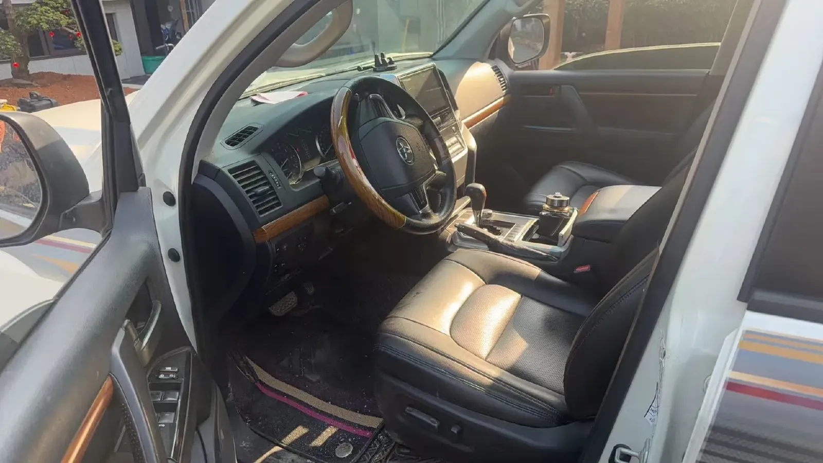 2015 Toyota Land Cruiser 4.0L 275HP V6 5AT,autocango,china used car exporter,china ev exporter,chinese used car exporter,chinese used ev exporter