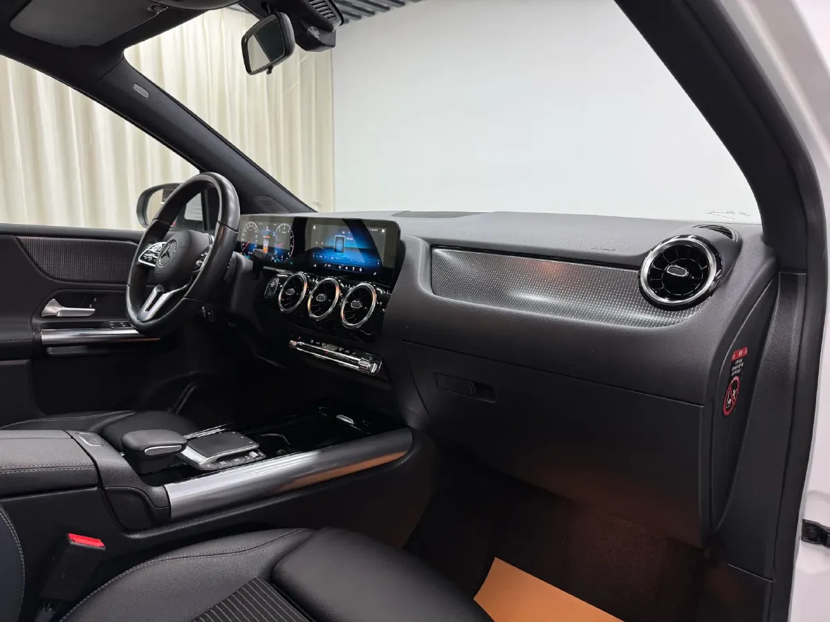 2021 Mercedes-Benz B Class 1.3T 163HP L4 7DCT,autocango,china used car exporter,china ev exporter,chinese used car exporter,chinese used ev exporter