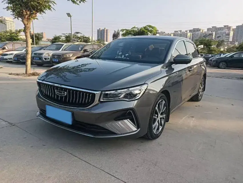 2022 Geely Emgrand 1.5L 114HP L4 CVT