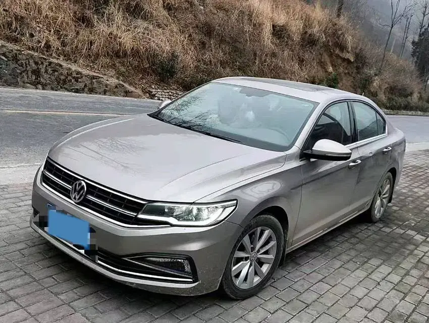 2020 Volkswagen Bora 1.5L 113HP L4 6AT