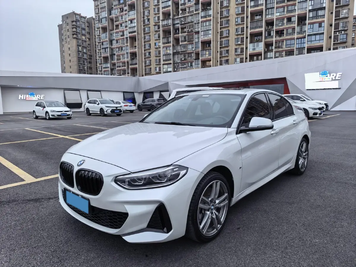 2020 BMW 1 Series 2.0T 192HP L4 7DCT